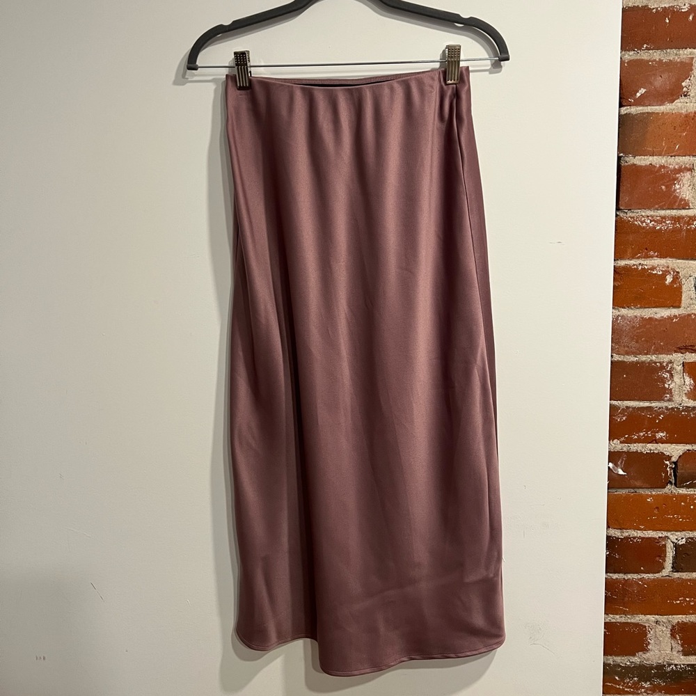 Summer Silky pink skirt or slip, new